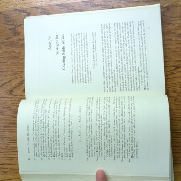 New Strategies For Public Affairs Reporting Hardcover Book Nonfiction Textbook - Picture 12 of 17